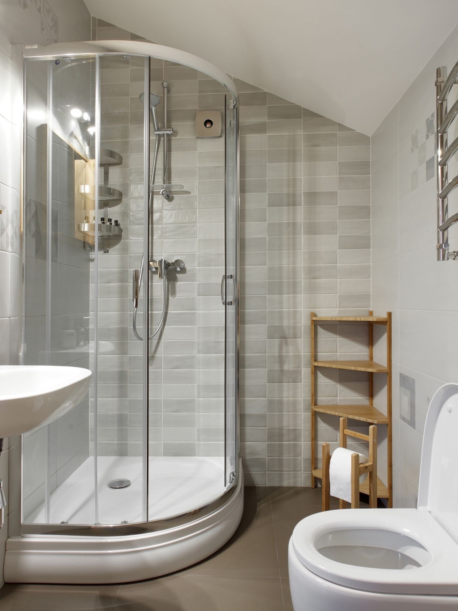 complete bathroom fitter SE1 8UL
